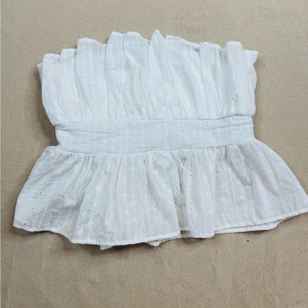 Thirty Thirty Tube Top Womens Size M White Eyelet Strapless Peplum Cropped Lined